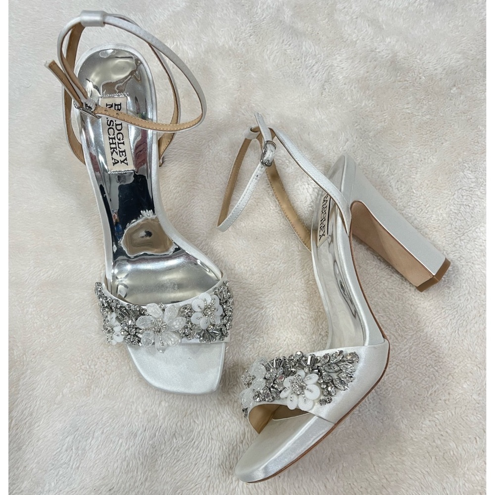 Badgley Mischka Sandal